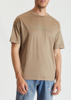 Коричневая футболка Emporio Armani с логотипом в тон, фото